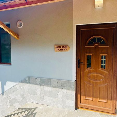 Guest House Tanevi Devin Esterno foto