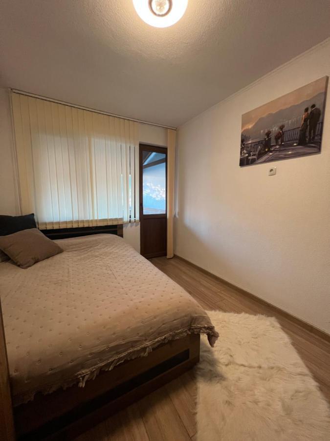Guest House Tanevi Devin Esterno foto