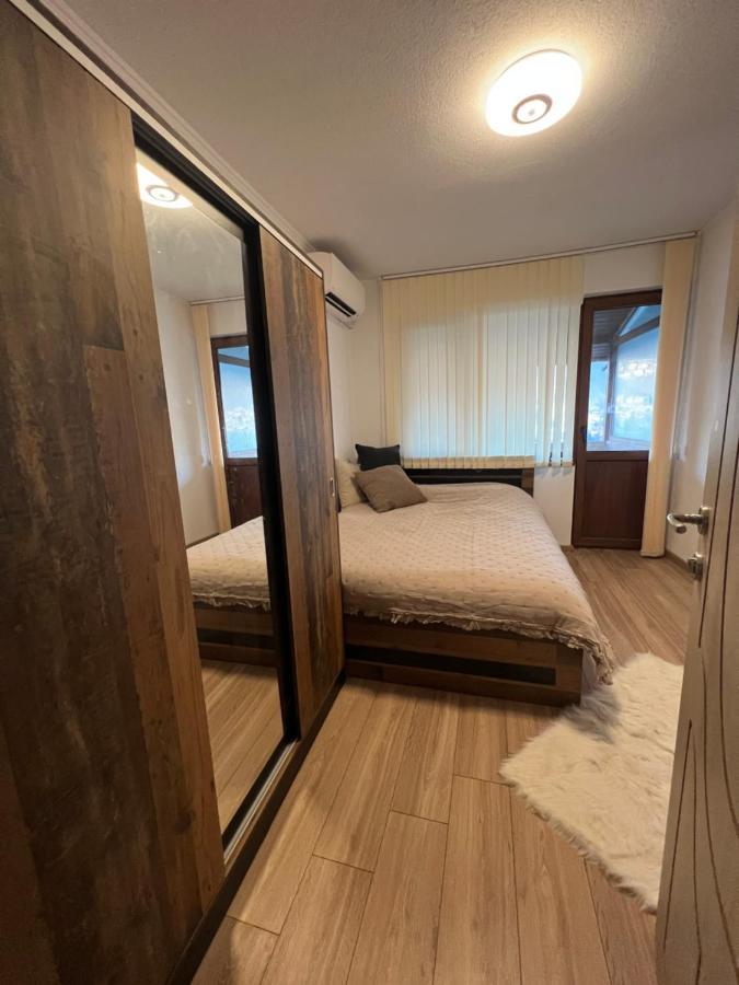 Guest House Tanevi Devin Esterno foto
